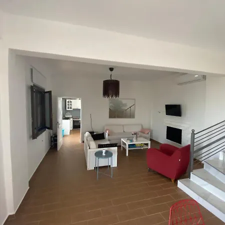 Вилла My Olive Tree House Каламата Экстерьер фото